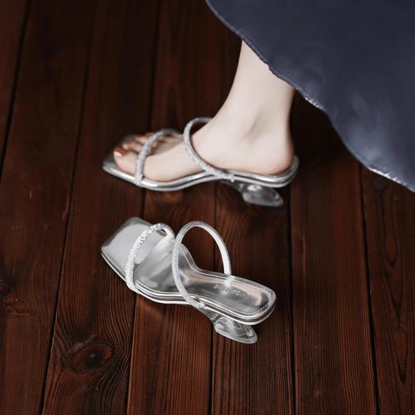 Fashion Shoes Woman 2025 Glitter Slides Slippers Casual Pantofle Heeled Mules Jelly Luxury New High Pumps Crystal Slippers Casual High-H