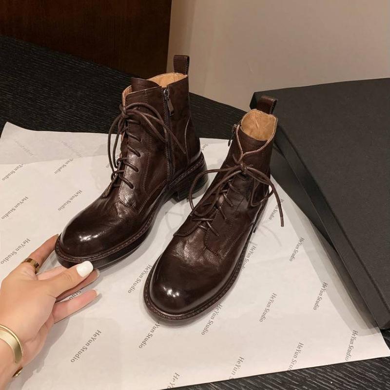 Autumn and winter women's leather boots leather large size medium boots lace-up versatile medium heel round head thick-soled sheepskin Martin boo