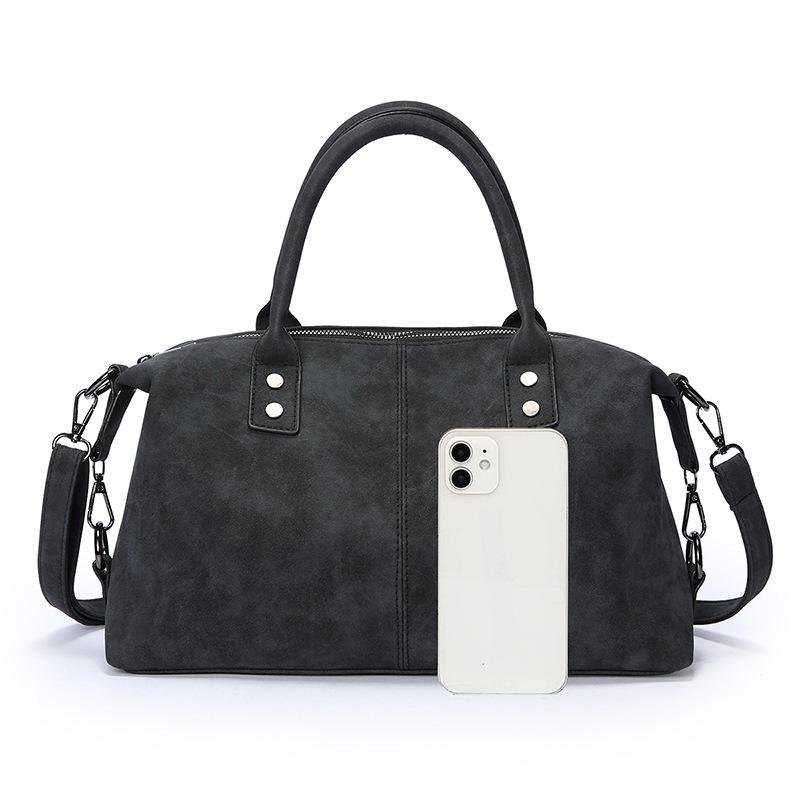 Women's bag 2026 new European and American retro handbag large capacity matte soft leather shoulder messenger bag travel bag