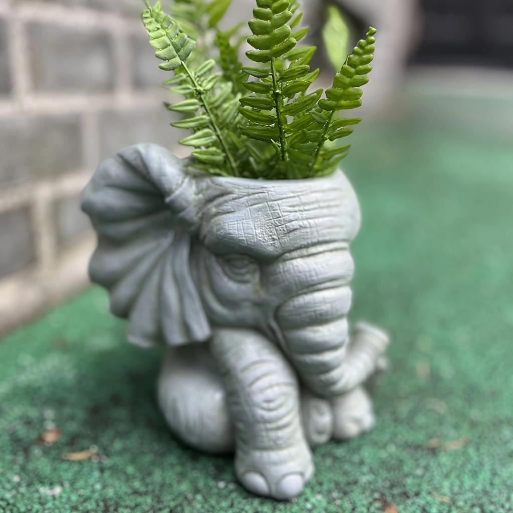 Minimalist Big Ears Like Flower Pot, Cute Flower Pot Resin Statue Handicraft, Suitable for Outdoor Garden and Garden Decoration