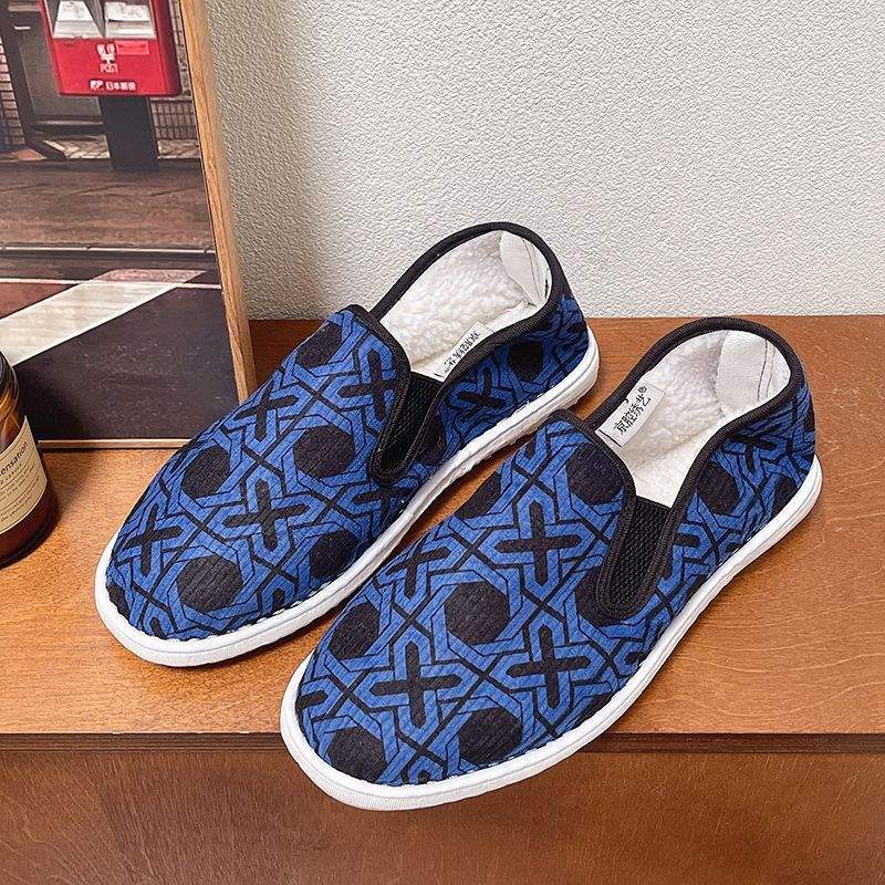 

Овечья шерсть осень и зима старые северные тканевые туфли классические водительские парусиновые социальные туфли ленивый китайский стиль флис вельвет 46