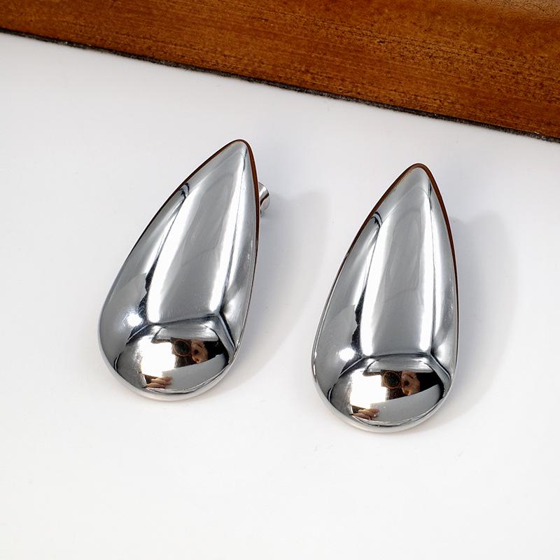 European Geometric Gold-Plated Titanium Steel Earrings for Women - Chic Metallic Ear Ornaments