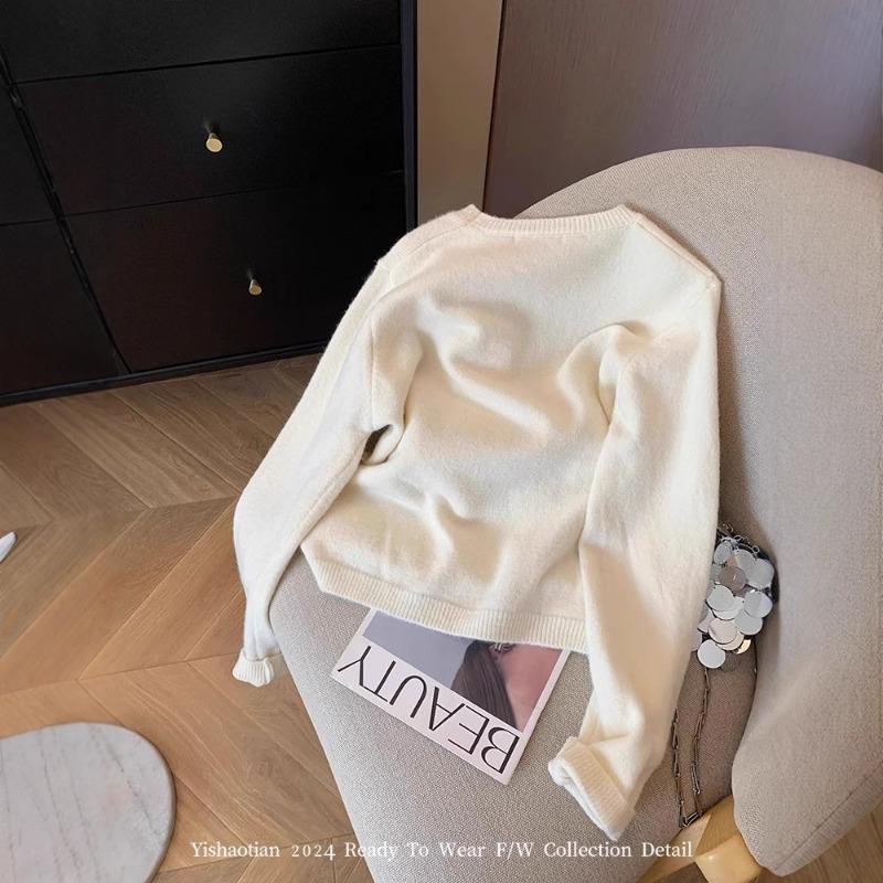 White Flower Embroidered Pullover Sweater Women's Autumn and Winter New Temperament Versatile Soft Waxy Sweet