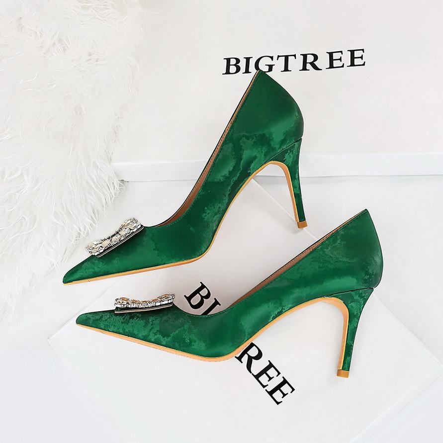 Fashion 2025 Metal Rhinestone Women Pumps Luxury Banquet Shoes Kitten High Heels 7.5 Cm Stilettos Ladies Shoes Women Heels Pointed Pumps