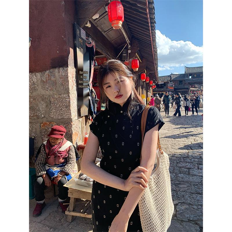 Fresh & Comfortable 'With Wind' Daily Girl Cheongsam: Retro Chinese Style Dress for Spring/Summer