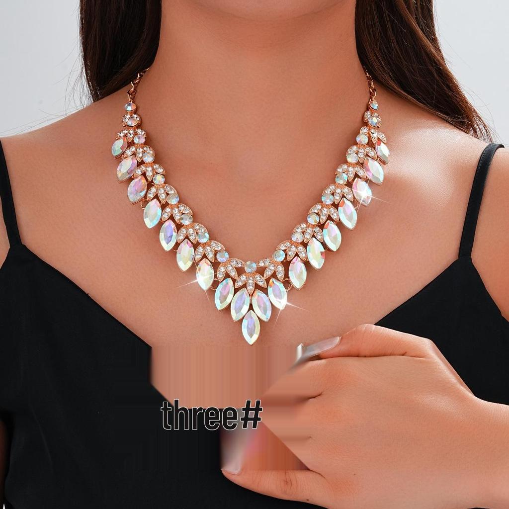 European & American Fashion Crystal Necklace and Earring Set: Bridal Wedding Jewelry Accessories
