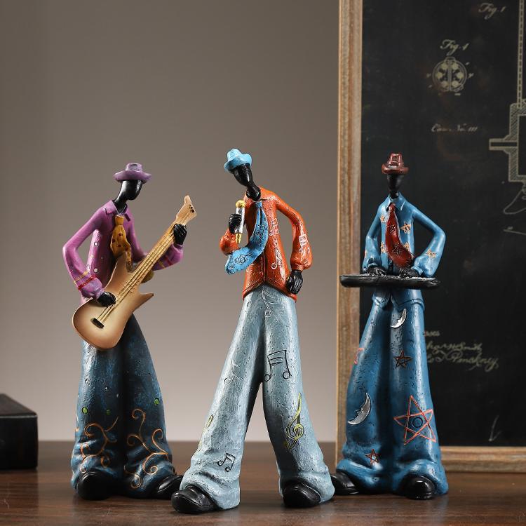 Xianci Retro Band Figure Ornament for Home and Living Room Decor, Perfect for Wine Cabinet, Bookcase, or Electronic Organ Display.