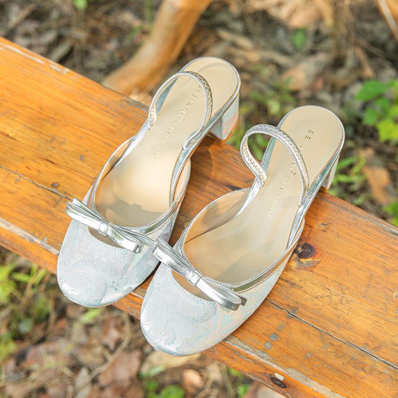 New Chinese embroidered round head sandals for women wearing high heels, thick heels, sheepskin, elastic band slippers summer