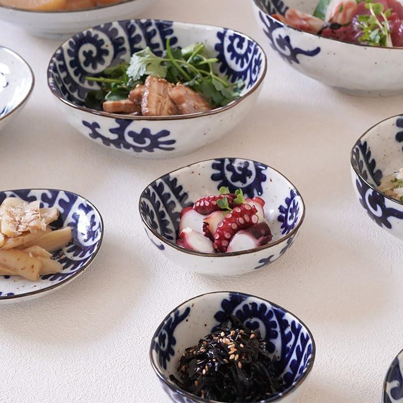 EAST table Japanese Mino-ware Ceramic Triangle Small Bowl - Arabesque Pattern