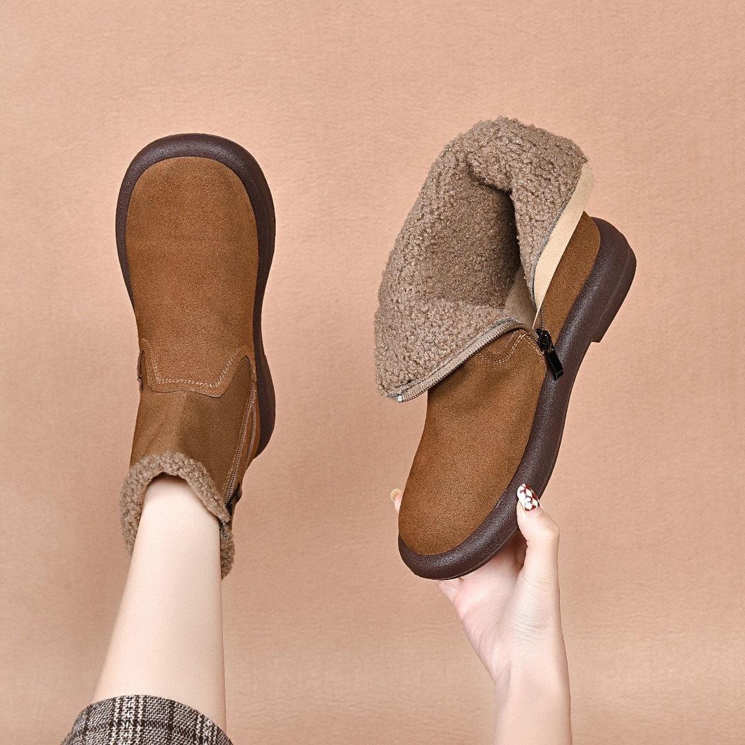 

Модные зимние ботинки с круглым носком 2025 осень-зима новая повседневная плоская подошва толстый велюр короткие ботинки первый слой коровья кожа теплые женские кожаные ботинки 39