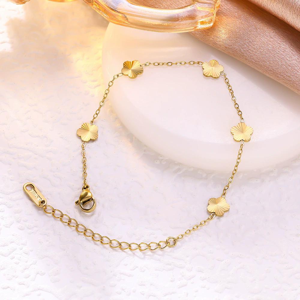 Luxury Fashion 18K Gold Plated Stainless Steel Five-leaf Flower Mini Bracelet Necklace for Women Exquisite Five-leaf Jewelry