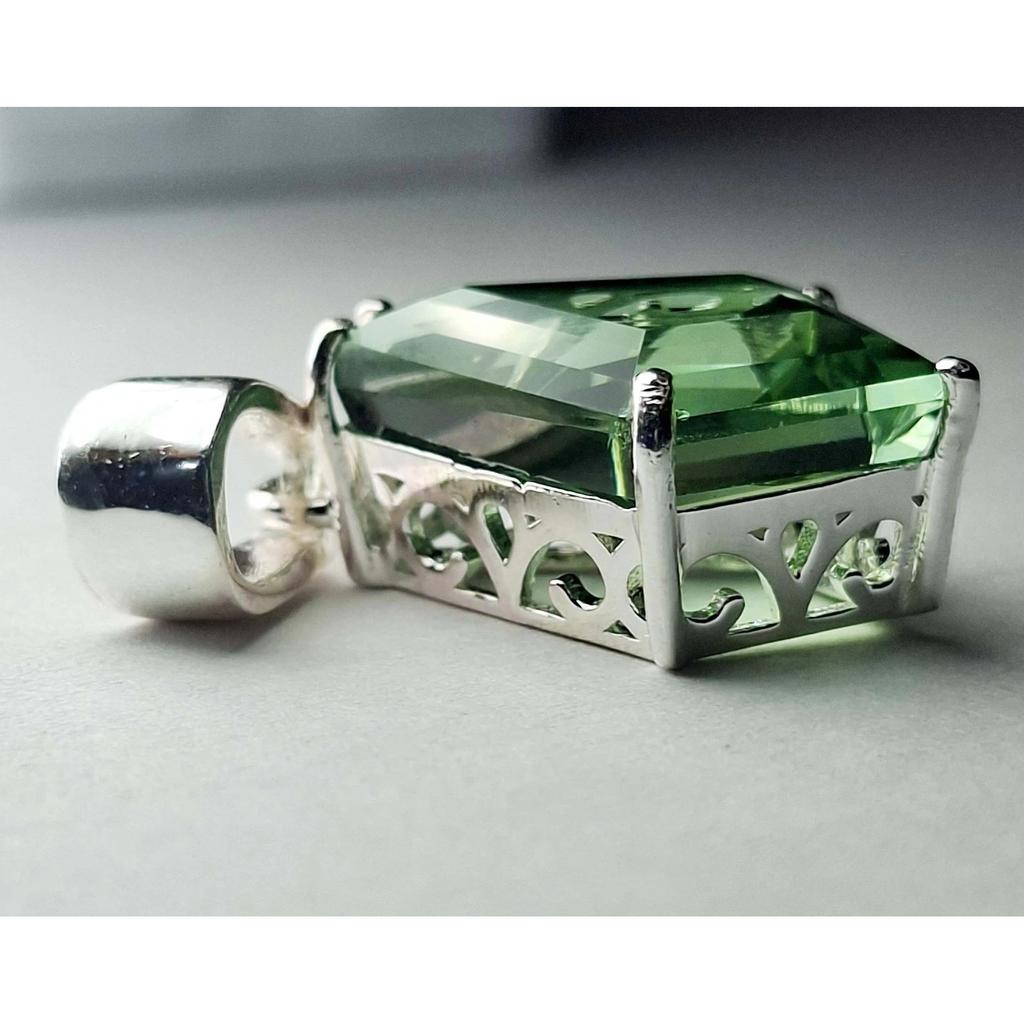 Fancy Cut Natural Green Sapphire 22-24 Ct Stunning Loose Gemstone