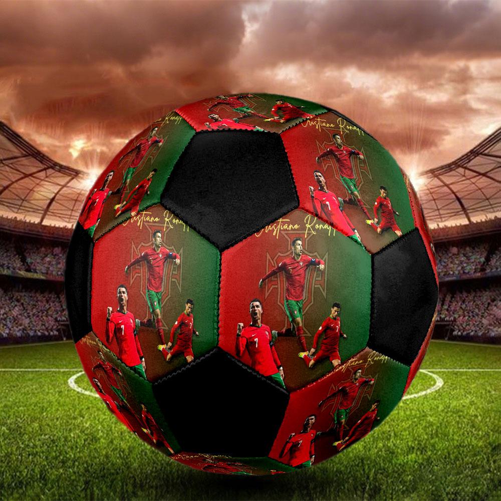 1 PZ Pallone da calcio Cristiano Ronaldo Flash taglia 5 Pallone da calcio indoor Praha Colorato Per tutte le età Cucito a macchina PVC Pronto per la competizione Resistente Alto rimbalzo