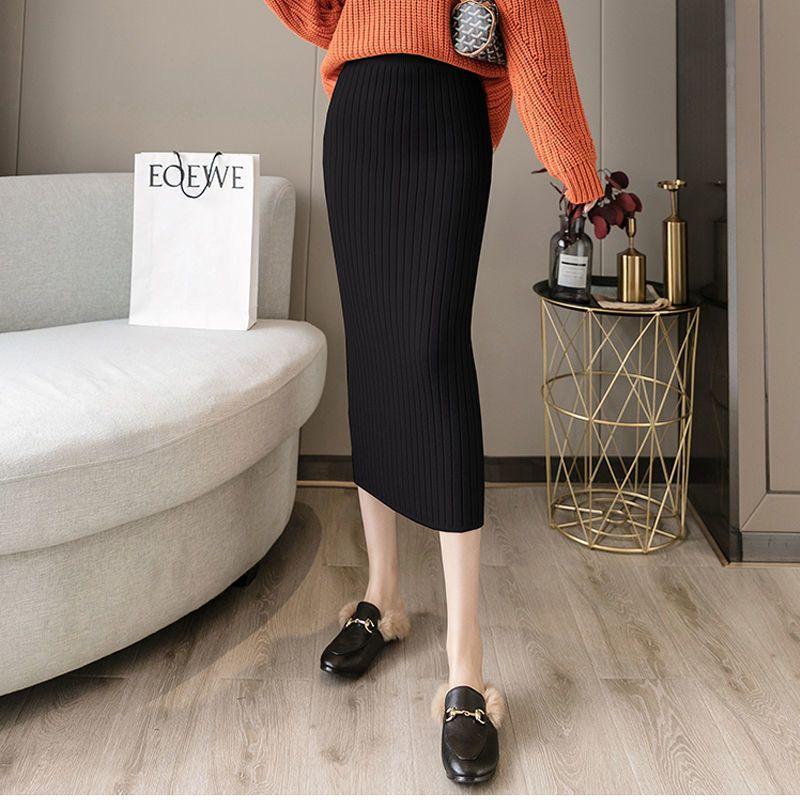 Thickened Knitted Half Skirt with Female Rear Fork Pit Clause Hip Wrapping High Waist Straight Tube Purple Knitted Skirt
