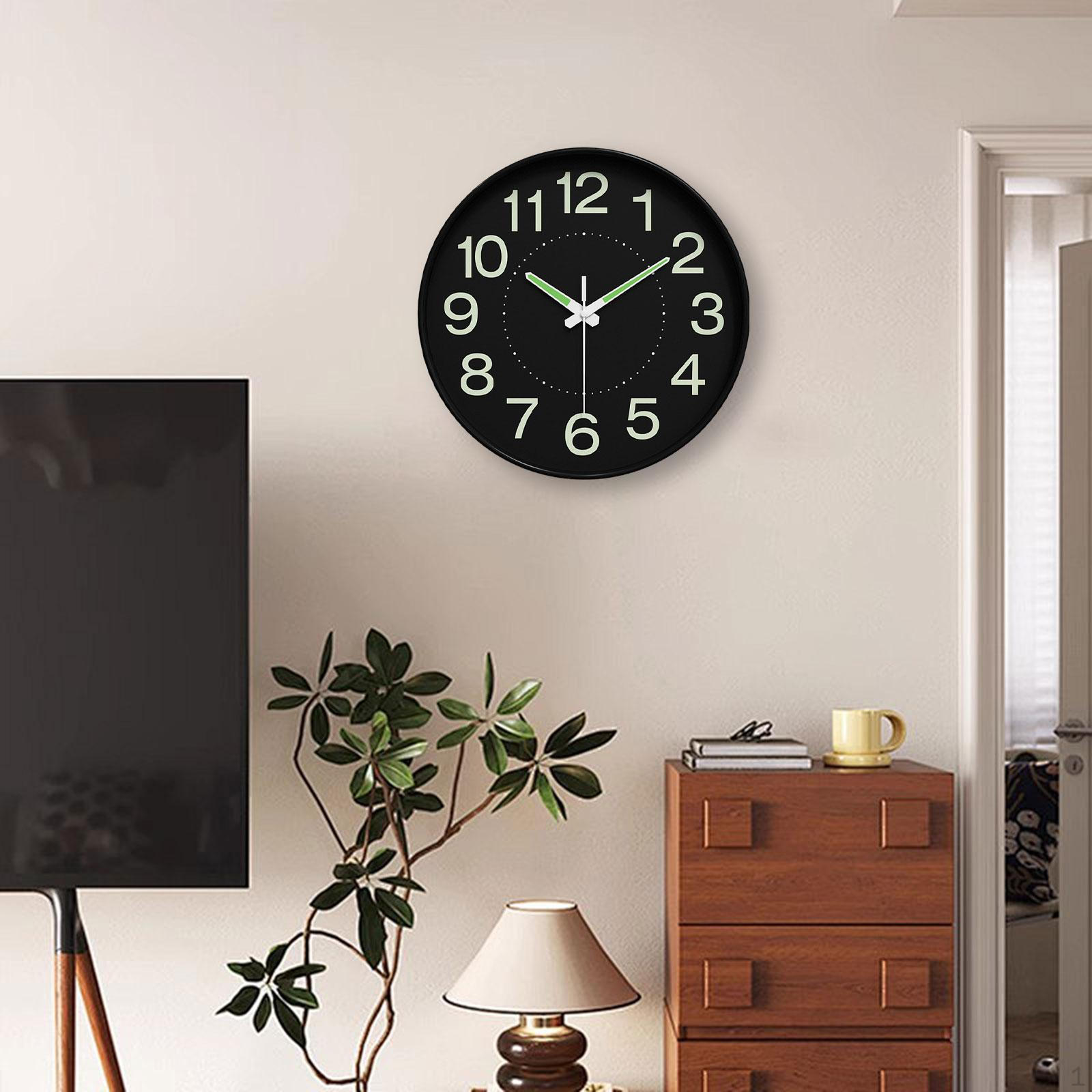 

Glow in The Dark Clock Decorative Hanging Timepiece 30cm Night Light Wall Luminous Numbers for Style A