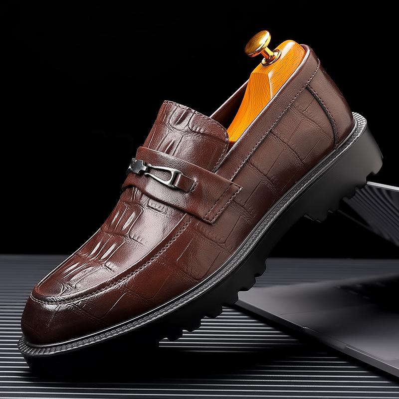 Mode Frühling Herbst Krokodilmuster Plateau Leder Herrenschuhe Designer Britische Business Slipper Mann Mode Freizeitkleidung Schuhe Männlich