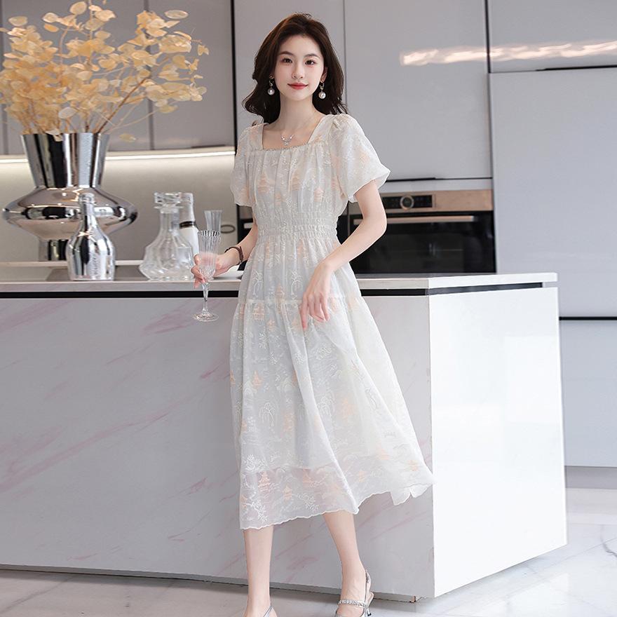 

Вышитое белое платье с квадратным воротником, женское летнее, новый дизайн, ощущение талии, стройнящее, милое платье XL