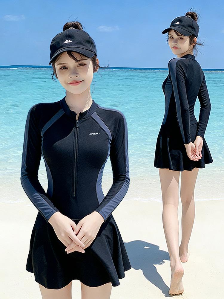 Plus Size Women’s One-Piece Skirt Swimsuit: Japanese Style, Slimming, Flaw-Concealing Hot Spring Swimwear