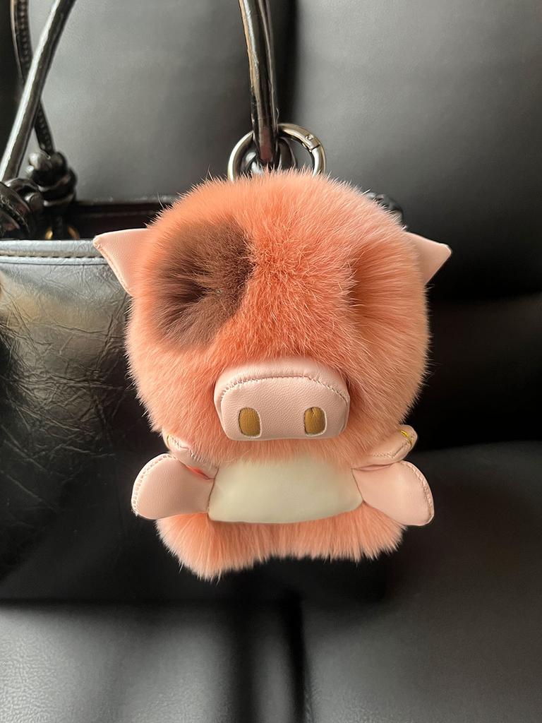 Cute Real Rex Rabbit Fur Pig Keychain Korean Ins Fluffy Real Fur Piggy Bag Charm Kawaii Plush Doll Pendant Gift for Women Girls