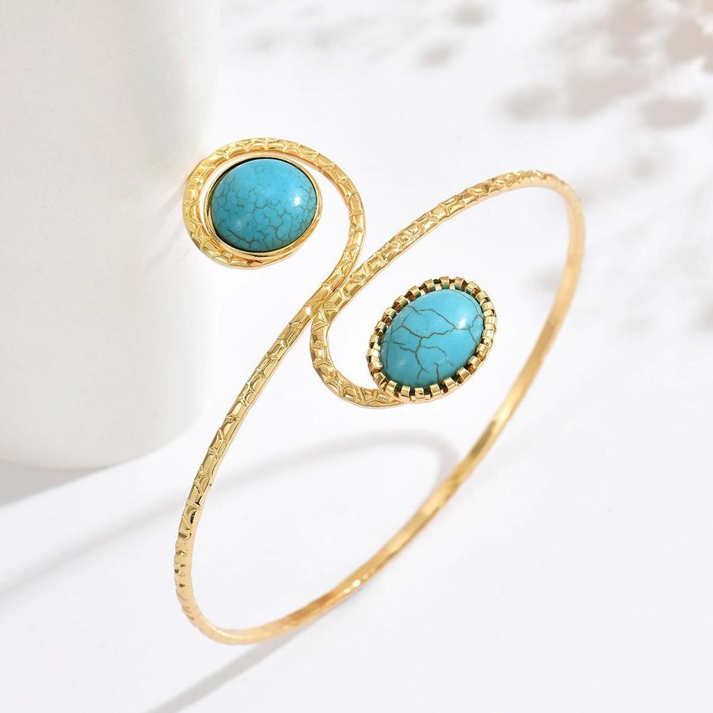 European-American Style Open Armlet: Trendy, Unique, and Elegant Cold-Style Bracelet.