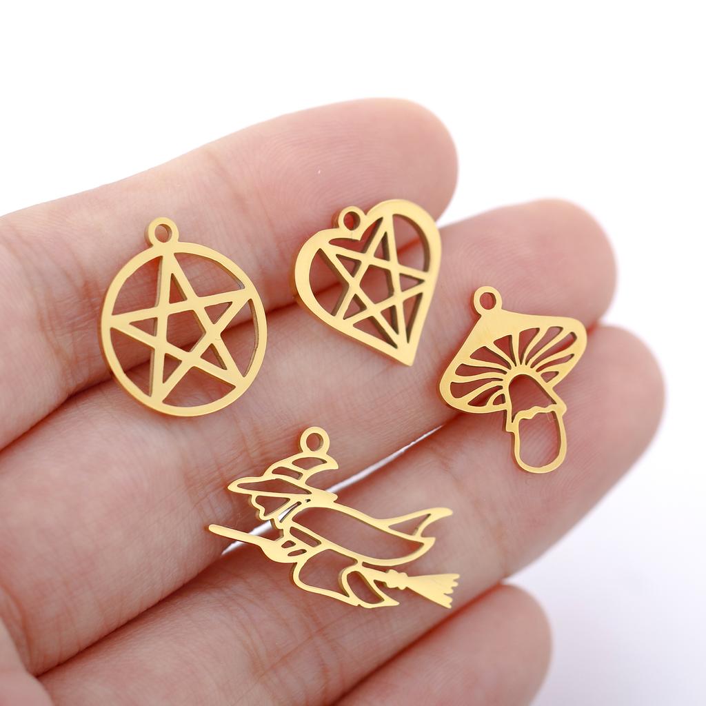 5Pcs/Lot Hollow Halloween Theme Charms Stainless Steel Skull/Pumpkin/Vampire Bat/Witch/Spider/Ghost Pendants For Jewelry Makings