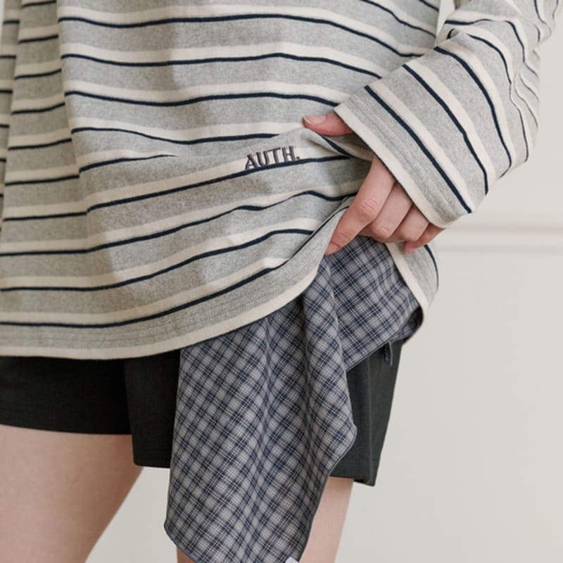 AUTH. Check Scarf (Gray)