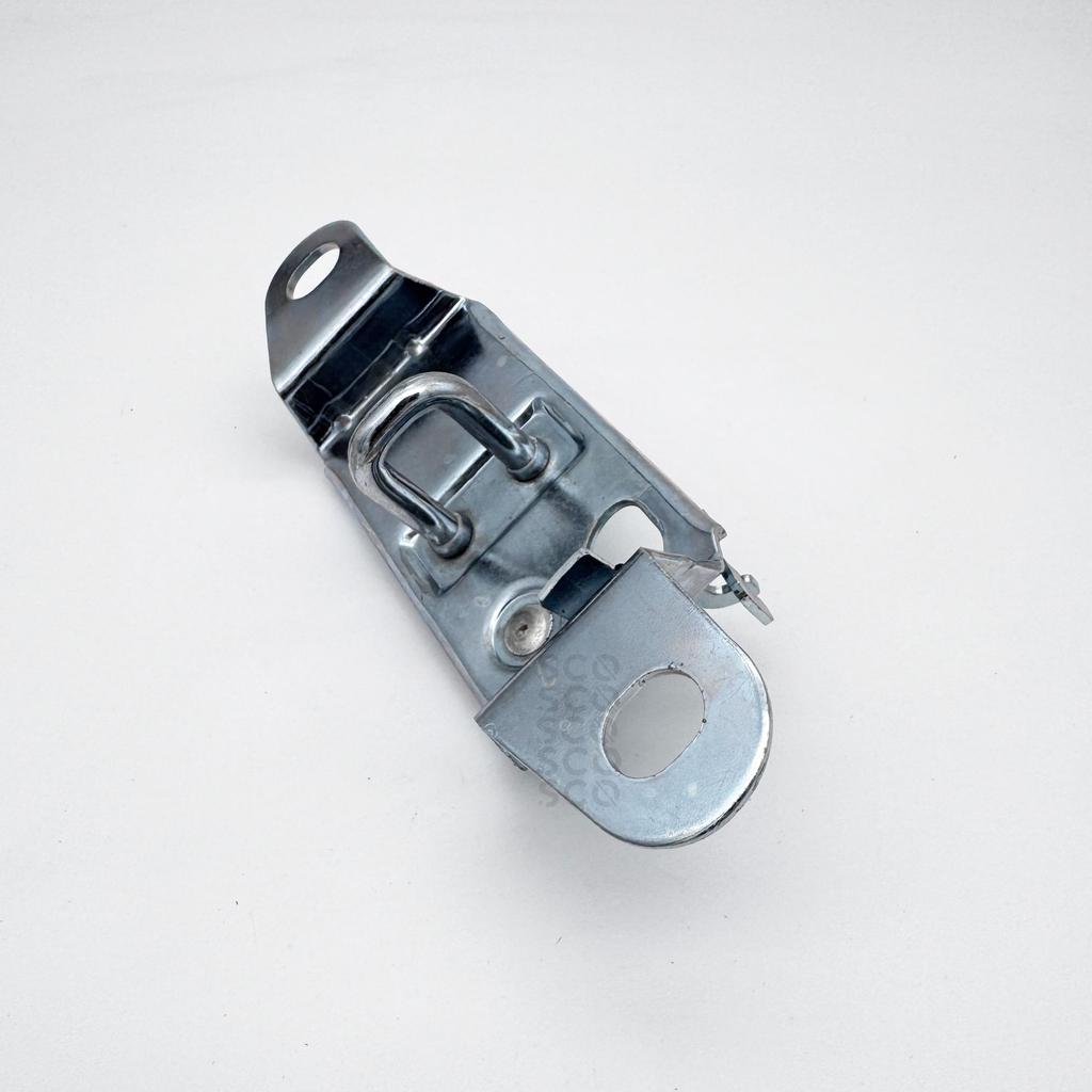Trunk Lock Striker for Fiat Linea for Fiat Albea 46795477 Rear Door Striker for Linea 46787148