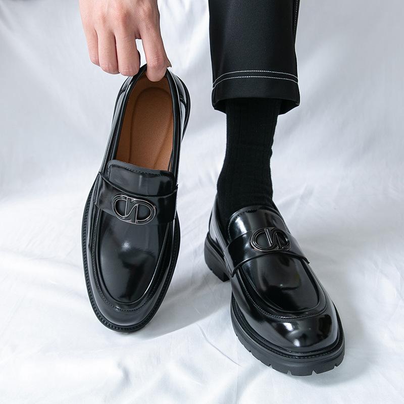 Foreign Trade Men's Leather Shoes Patent Leather Glossy Business Dress Small Leather Shoes Foreign Trade Spring and Autumn Casual Shoes Men's Office 