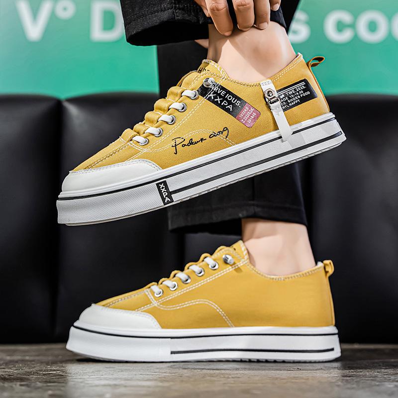 New Men's Classic Four Seasons Fashion Low Top Skateboarding Shoes Comfortable Soft Sole Sneakers