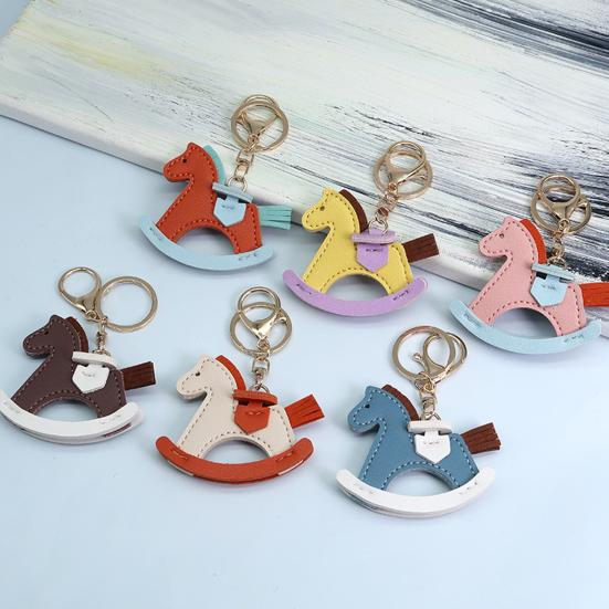 Keychain Imitation Leather Shaking Horse Design Key Chain Pendant Lightweight Key Holder