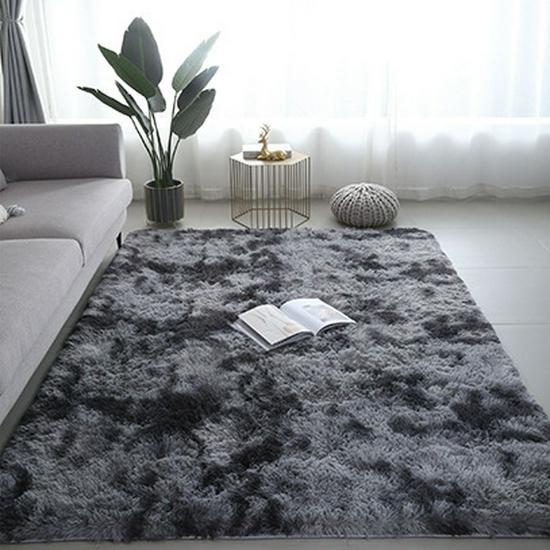 Nordic Tie-Dyed Long-Pile Carpet: Thick, Plush Mat for Living Room or Bedroom