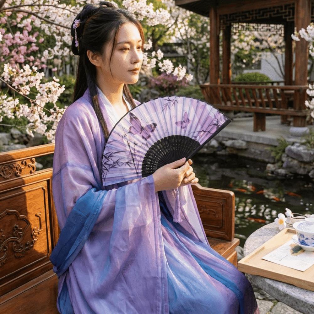 Vintage Chinese Style Silk Folding Fan Handmade Cooling Handheld Fan with Tassel Butterfly Pattern Retro Bamboo Fan Party Props