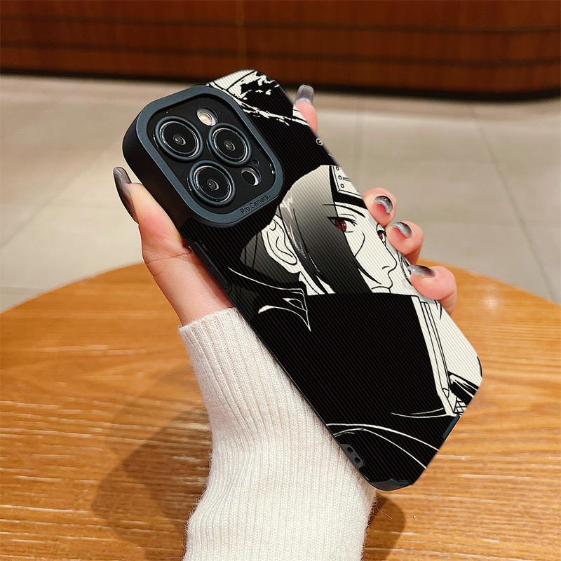 Vertical Grain Leather Shell Uchiha Itachi Printed Cover Patterned Soft Silicone Case with Camera Lens Full Protection for iPhone