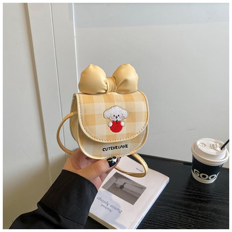 High sense niche mini bag women's summer new fashion cartoon messenger bag mouth red envelope