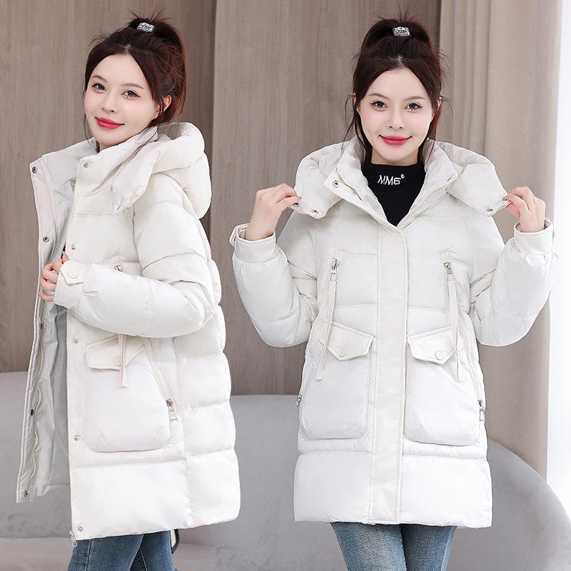 Outer cotton-padded clothes medium and long annual down cotton-padded jackets for women are still loose and thickened, and winter cotton-padded jacket