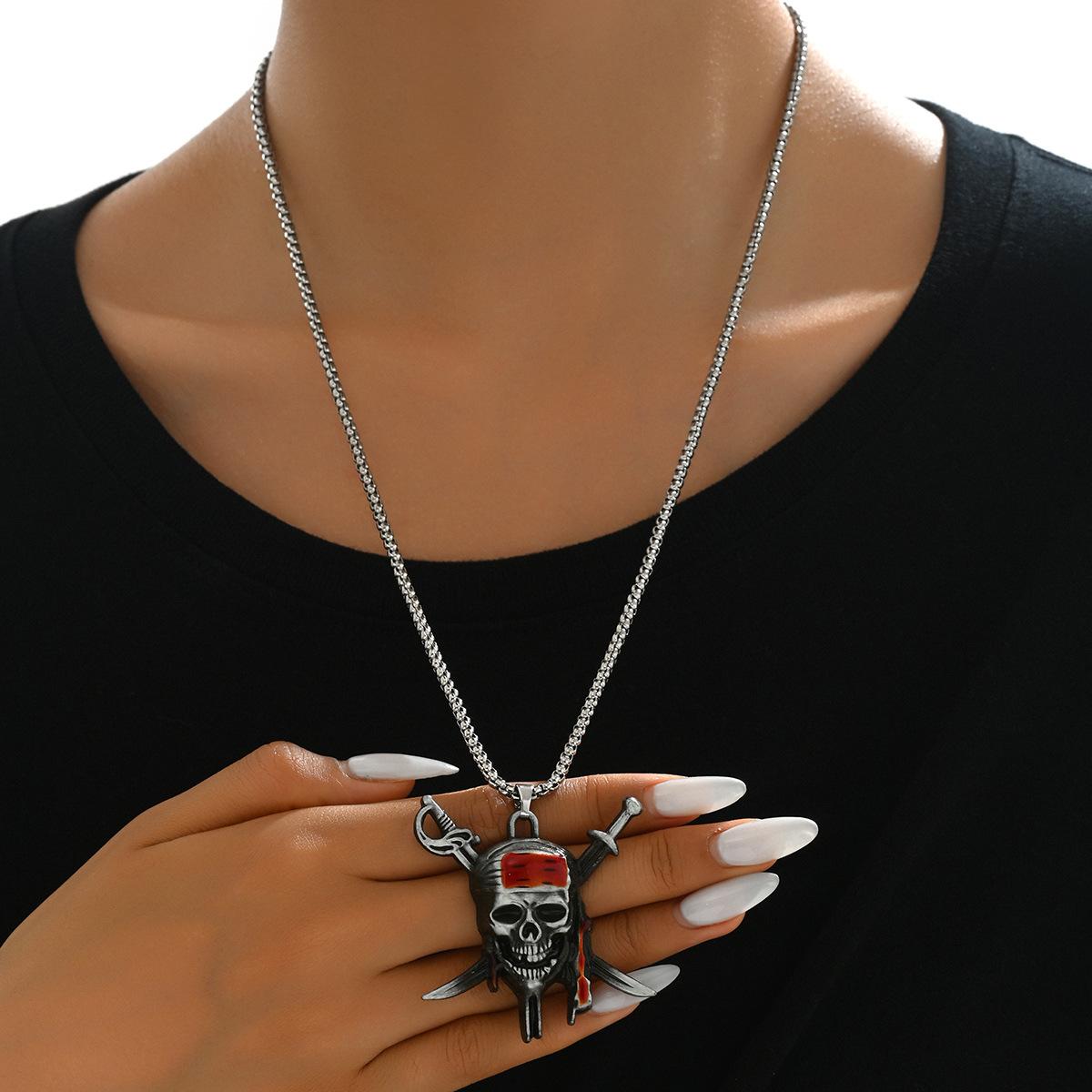 

Унисекс длинное ожерелье в стиле хип-хоп с уникальным дизайном кулона в виде пиратского черепа, цепочка для ключицы XLFS4905