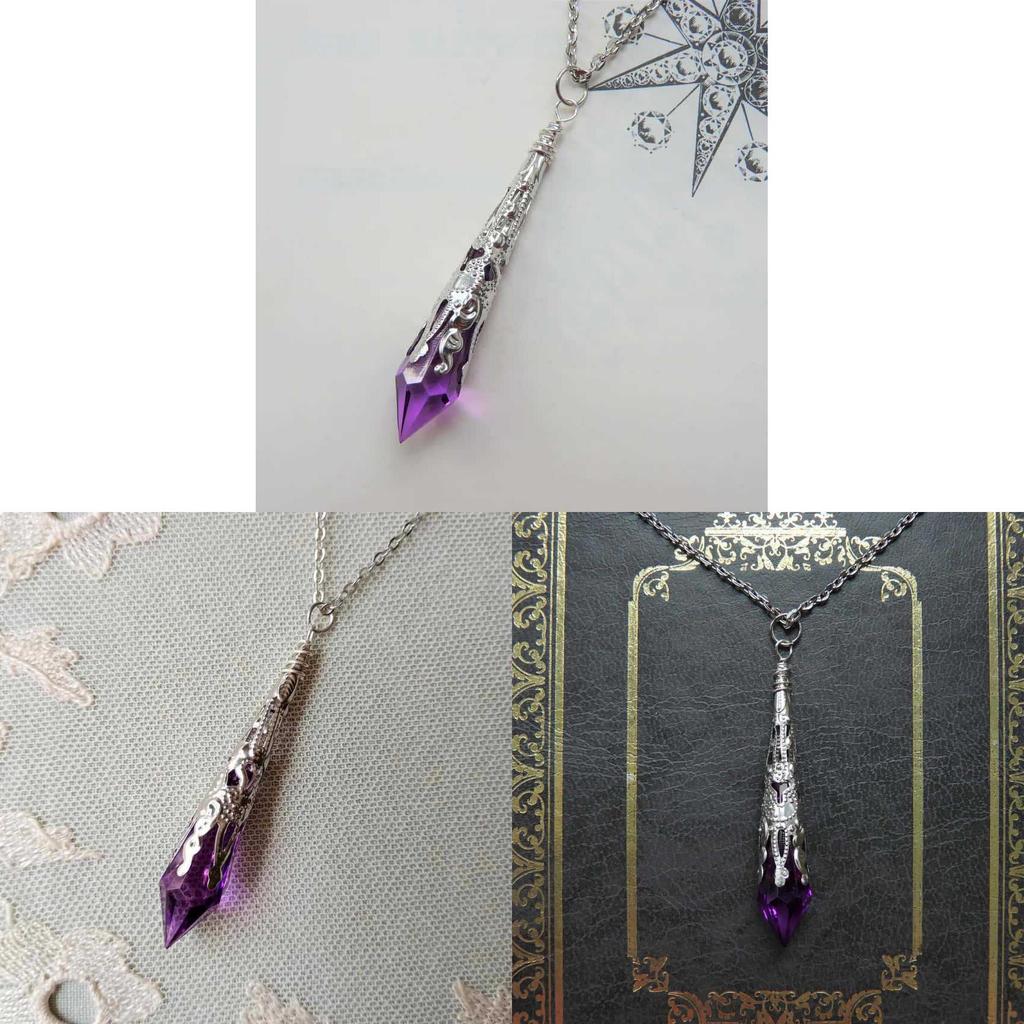 Gothic Heart Shaped Pendant Necklace With Vintage Silver Alloy Chain For Women