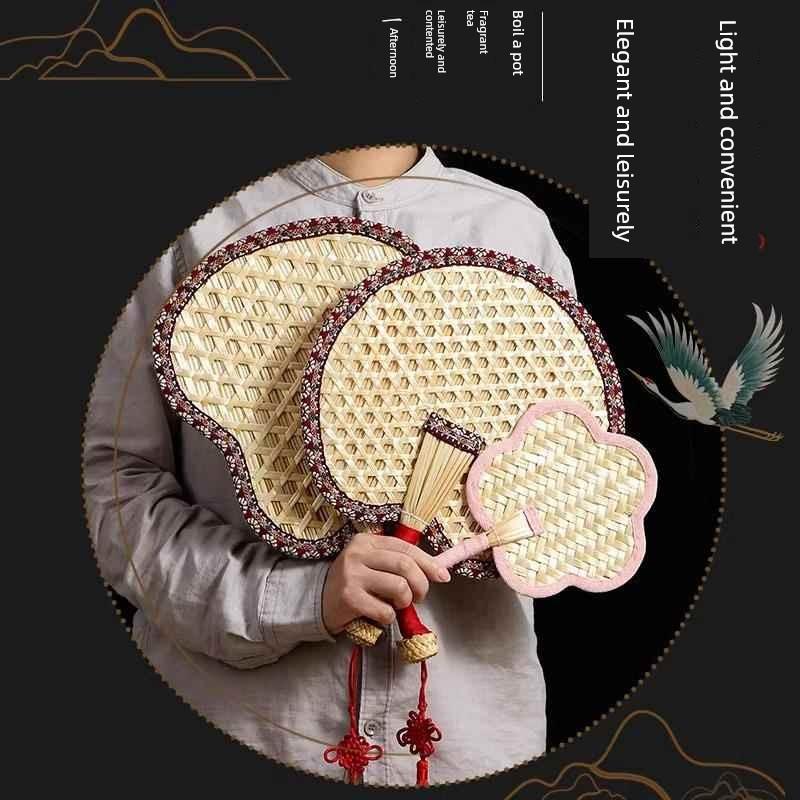 Traditional Style Children's Hand-Woven Banana Leaf Fan, Portable and Durable Household Hand-Held Fan for Summer