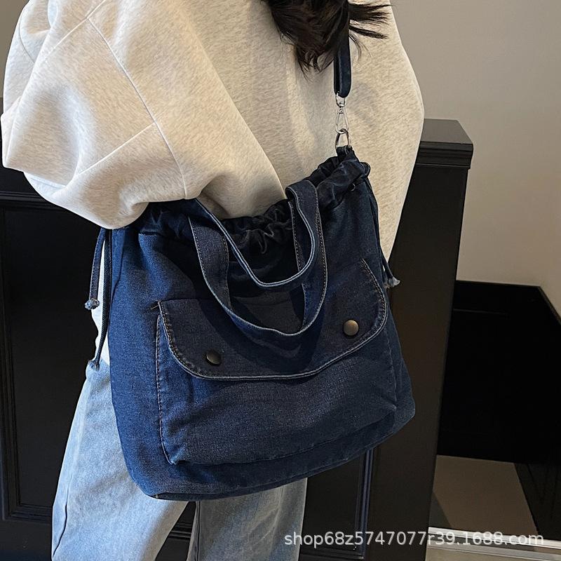 2025 New Pleated Drawstring Large Capacity Simple Commuter Bag Fashion Crossbody Bag Vintage Denim Shoulder Bag