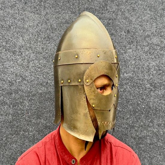 Mittelalterlicher Schädel Dämon Helm Stahl Tragbarer Helm Fierce Cosplay Rüstung Dekor Rollenspiel Weihnachten