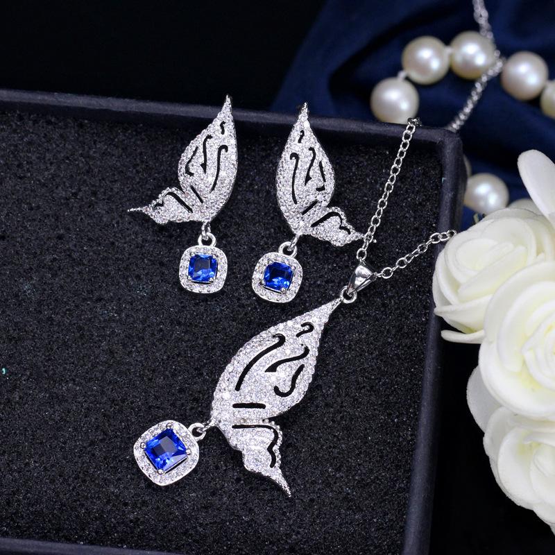 

Butterfly Zircon Set, Environmentally Friendly Copper Electroplated Platinum Pure Needle Earrings Necklace Two-Piece Chain. синий