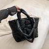 New Women's Bag High End Down Jacket Handbag Large Capacity Fashionable Autumn and Winter Cotton Jacket Shoulder Bag Commuting Toy Bag