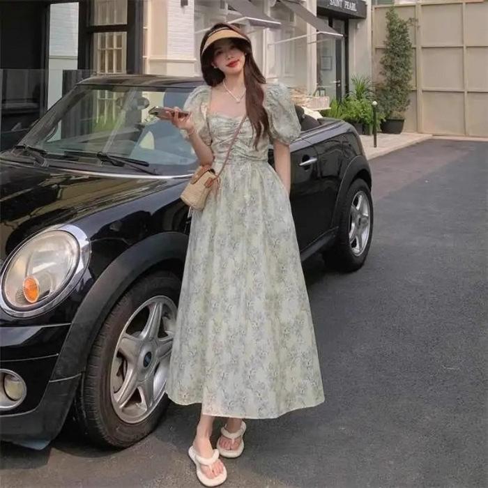

French square collar bubble sleeve floral dress women s fat mm belly covering, thin, sweet and gentle long skirt literary style 3XL