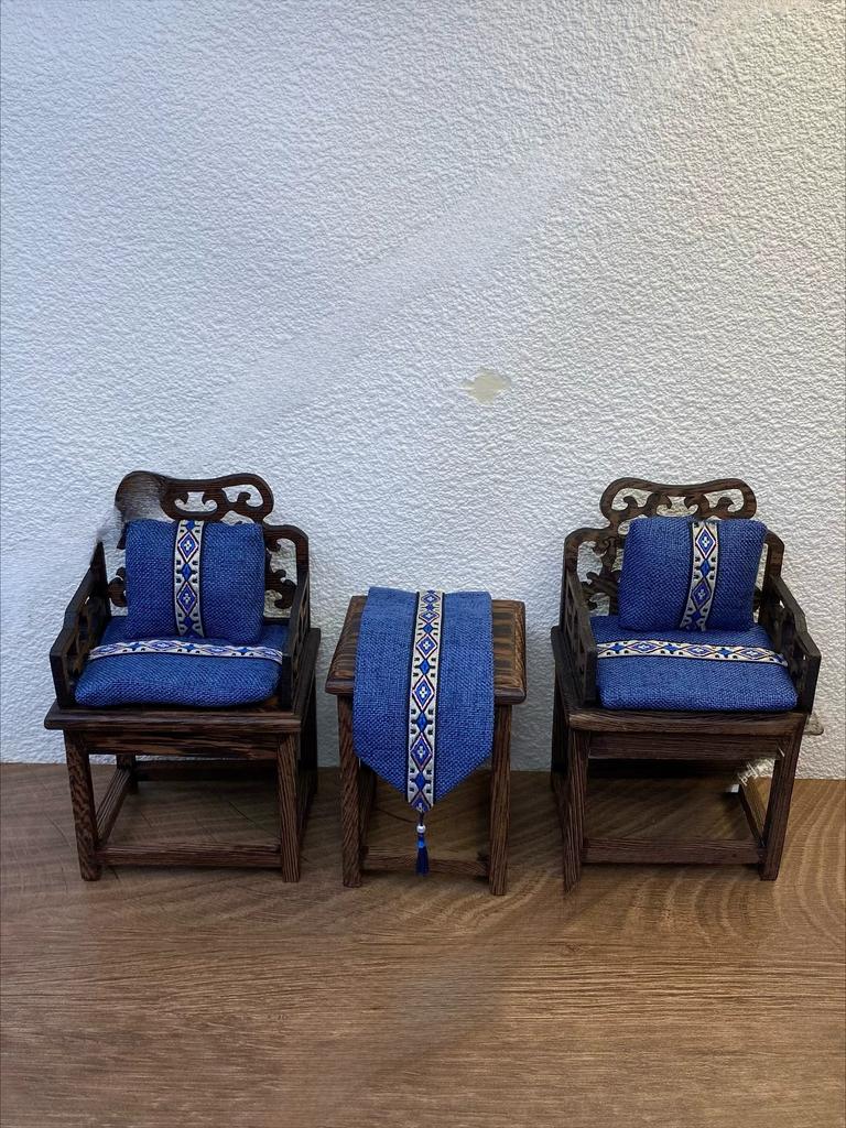 Mini Chinese Style Wooden Table Chair Stove Model Scene Decoration Ornament Taishi Chair for 1/12 1/8 Scale BJD Action Figures