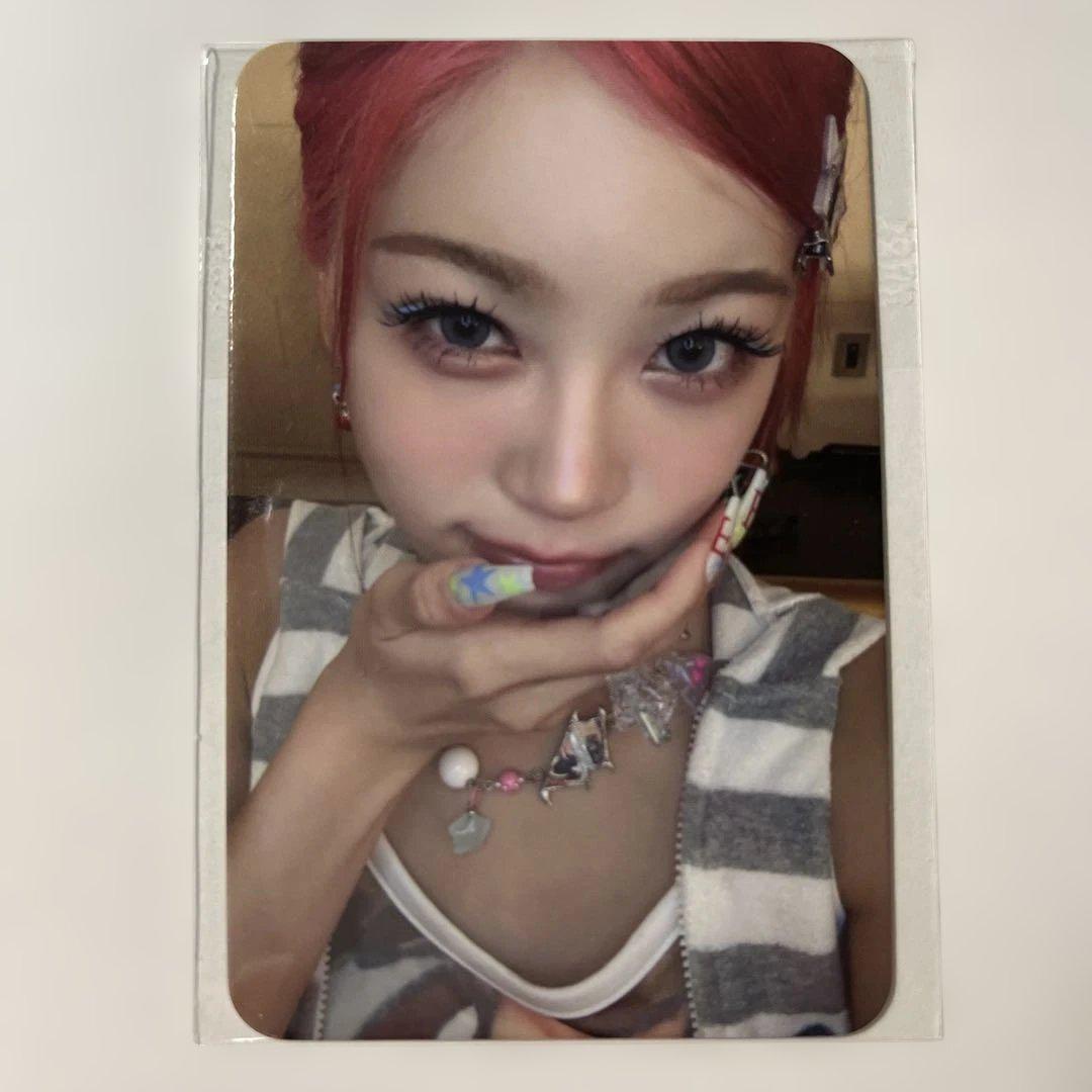 

[USED] YOUNG POSSE FREE Aladdin Trading Card Gianna