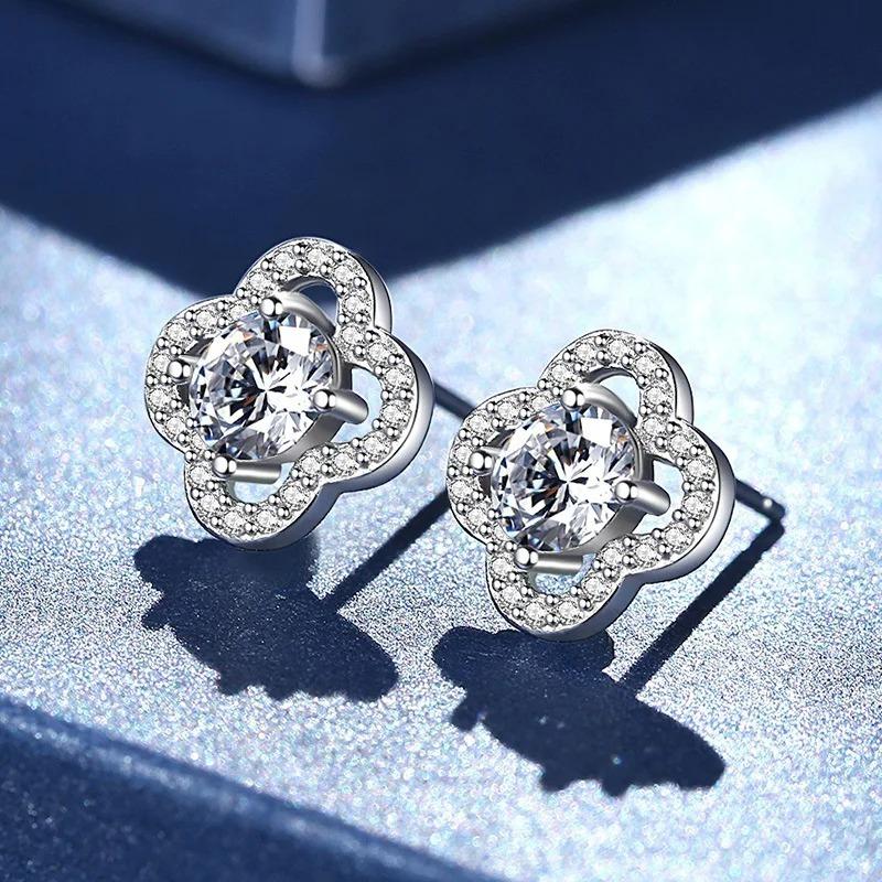 925 Sterling Silver D Color Moissanite Stud Earrings for Women Flower Four-leaf Clover Style 1CT Wedding Fine Jewelry Gifts