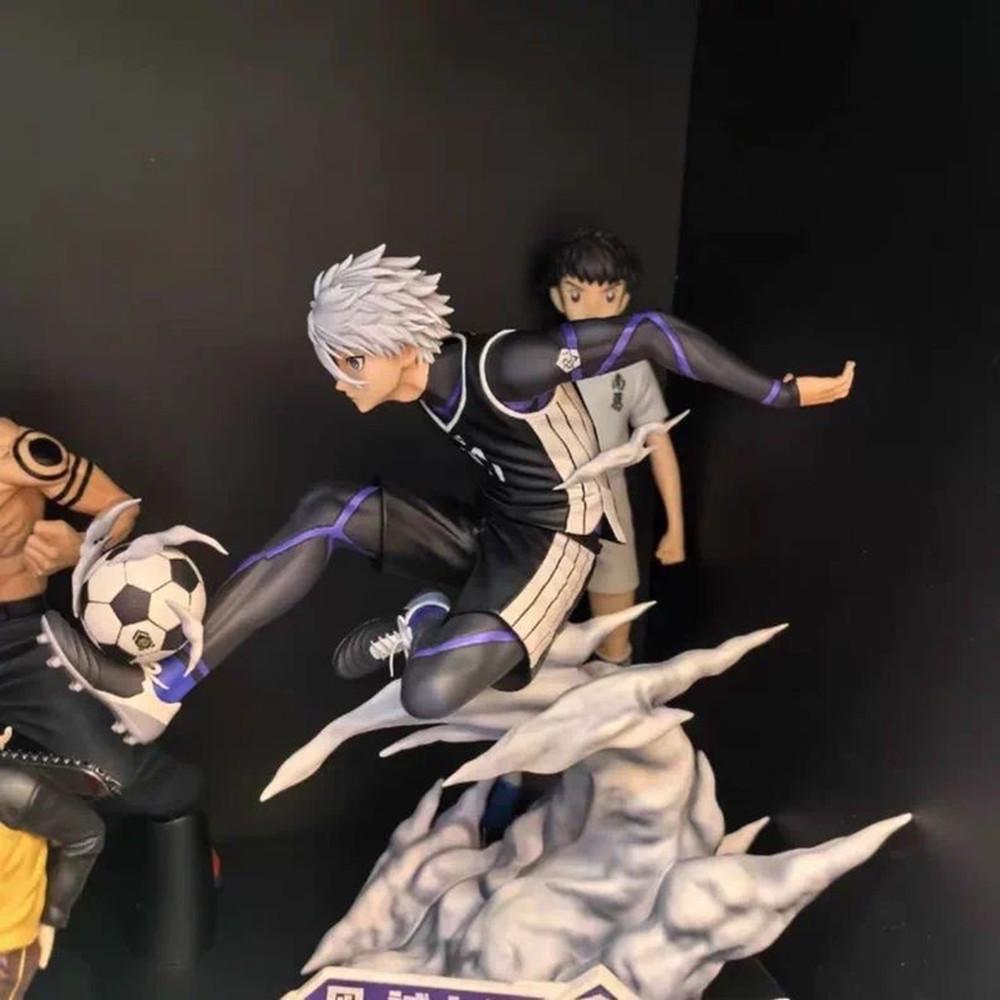 Action Blue Football 21CM Lock Figures Nagi Seishiro Anime Figure Figurine Pvc Model Collection Room Statue Doll