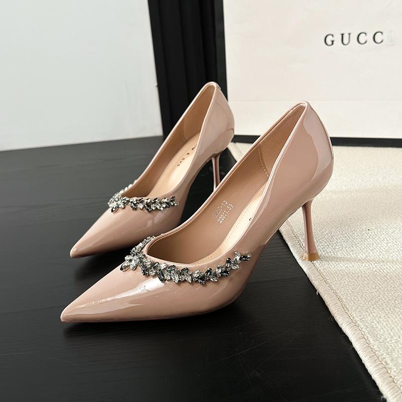 

G860-13 French 2025 new professional high heels women s thin heels sexy rhinestone chain shallow temperament single shoes 39 розовый
