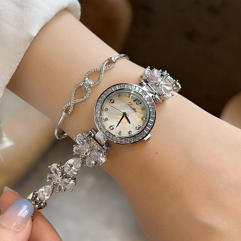 Round Wind Fashion Watch Diamond Strap Ladies Watch Femininity Bracelet Quartz Watch Women