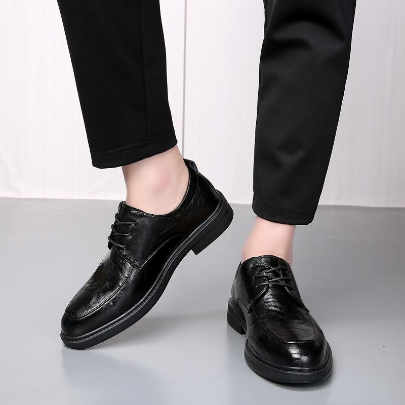 Leather Men Breathable Business Shoes Fashion Man Oxford Shoes Lace-Up Outdoor Male Driving Shoes Classic Men Shoes for Wedding